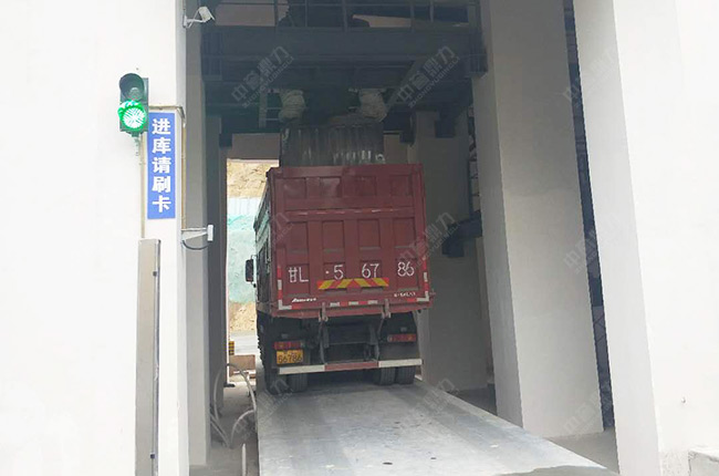 �ذ��ԄӷQ��ϵ�y