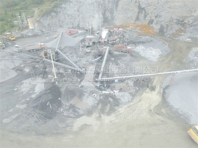 ��ӺY�����a���е�����