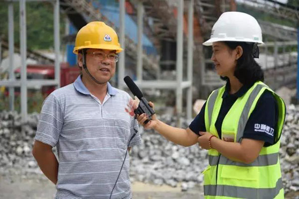 ���L��ʯɽ��ʯ�����������F��