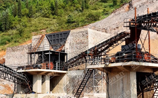 Ͷ�a(ch��n)�е���ʯ�C