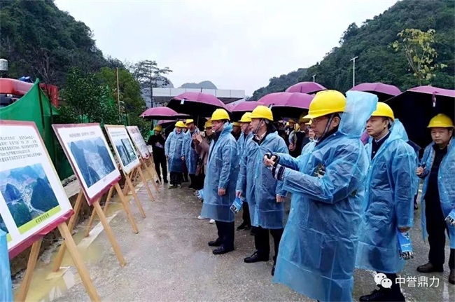 ���^�F��